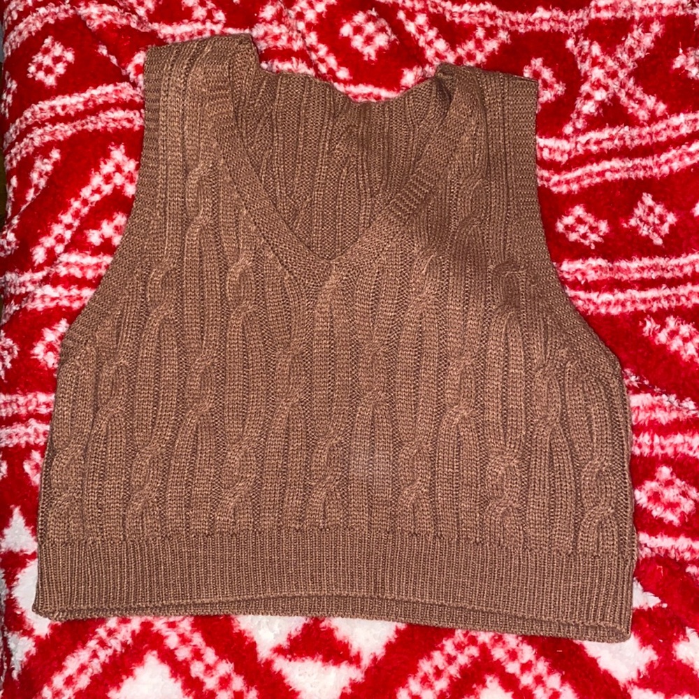 Cropped Sweater Vest
